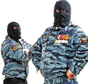 После командировок в Чечню бойцы ОМОНа получают медали, которые приносят  плюс 2% к пенсии