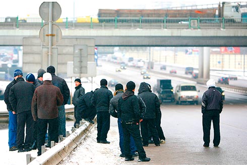 «Зубровцы» приезжают на Ярославское шоссе за бесплатной рабочей силой 