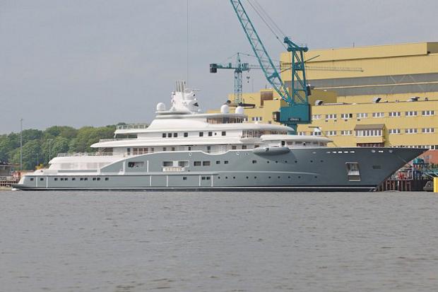 Яхта "Дариус" была продана Березовским за 240 млн евро 