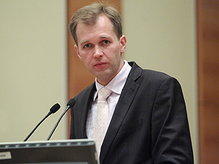 Член комитета Госдумы по бюджету и налогам Дмитрий Ушаков.Фото: spravedlivo.ru