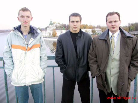 Иван Миронов (в центре) и товарищи