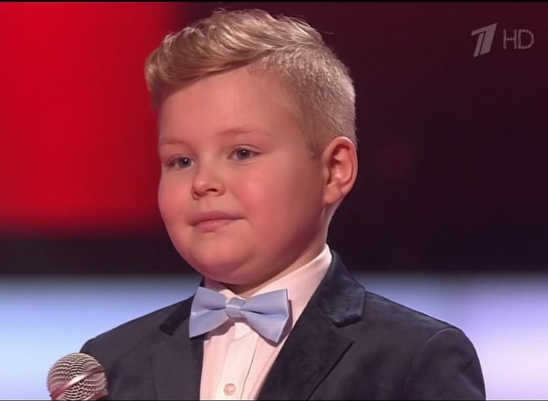 Валера и аня колледж. Голос валера. Голос валера. Живым голосом. Голос валера.